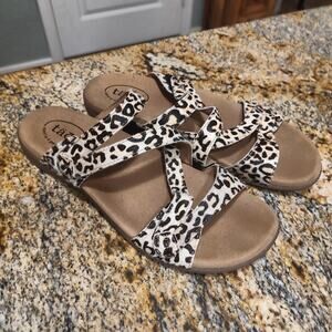 Taos Leopard Print Women's Sandals Size 10 ID DBU-13930